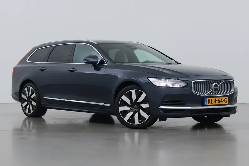 Volvo V90 (2024)