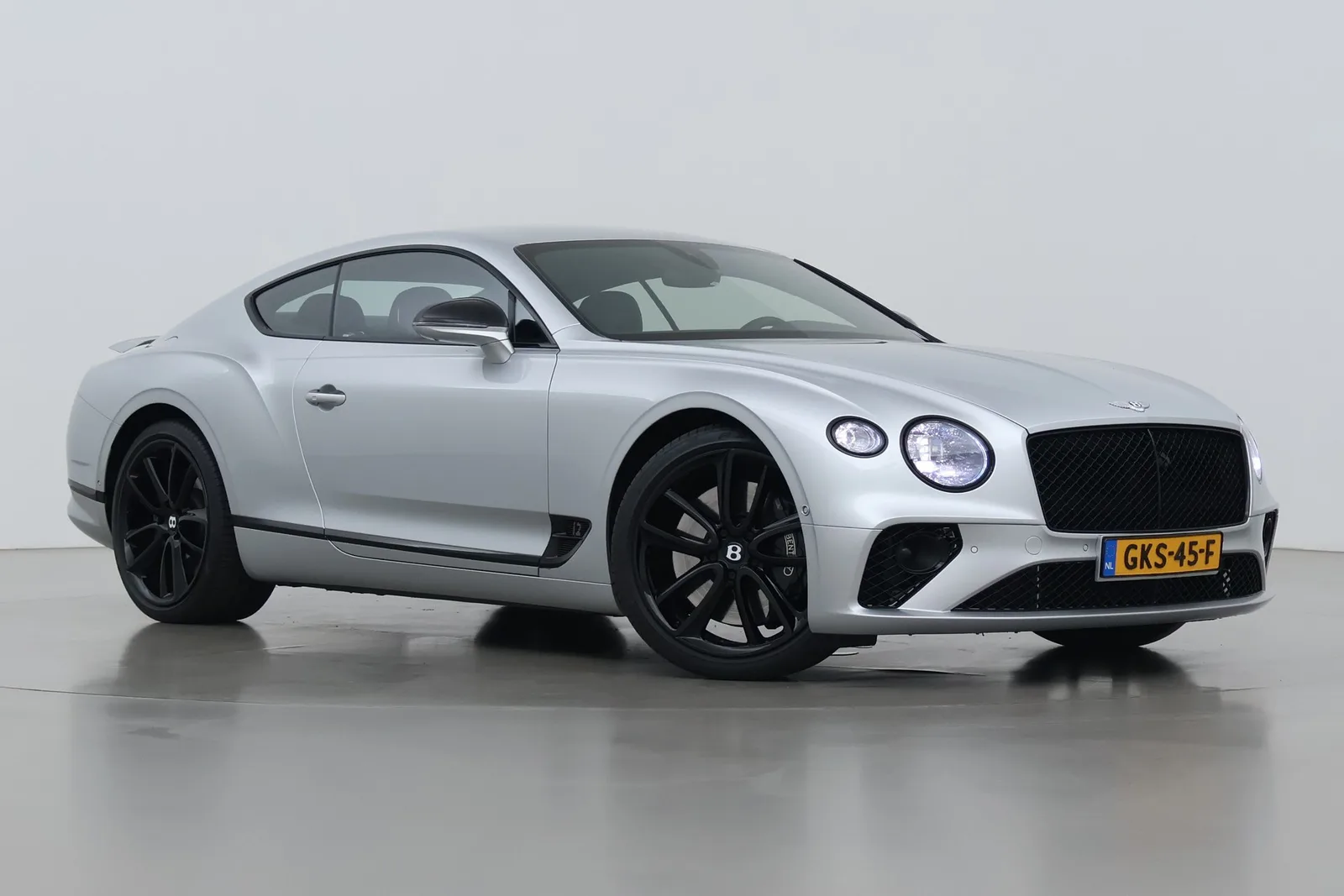 Bentley Continental GT (2018) — foto 1