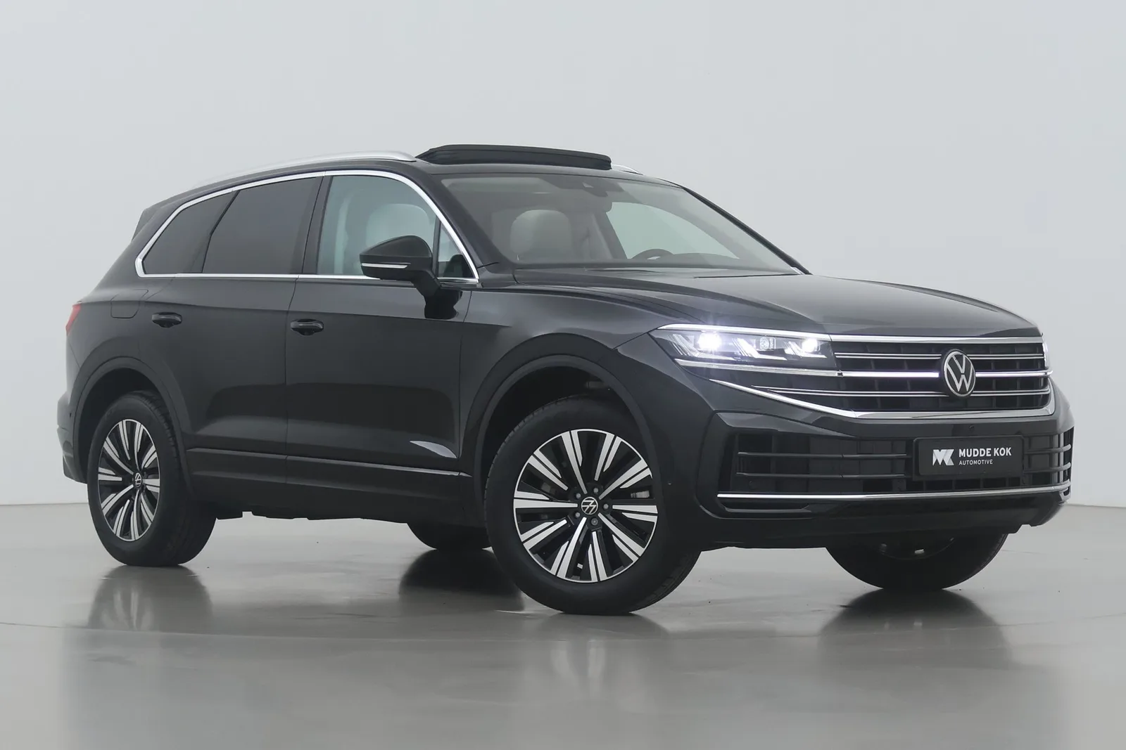 Volkswagen Touareg (2025) — foto 1
