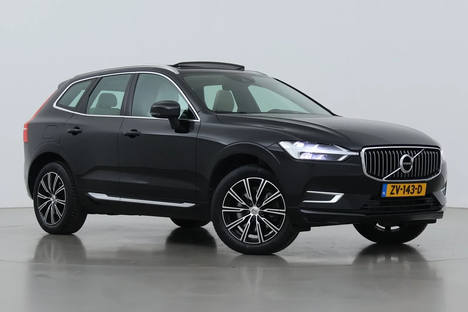 Volvo XC60 (2019) — foto 1