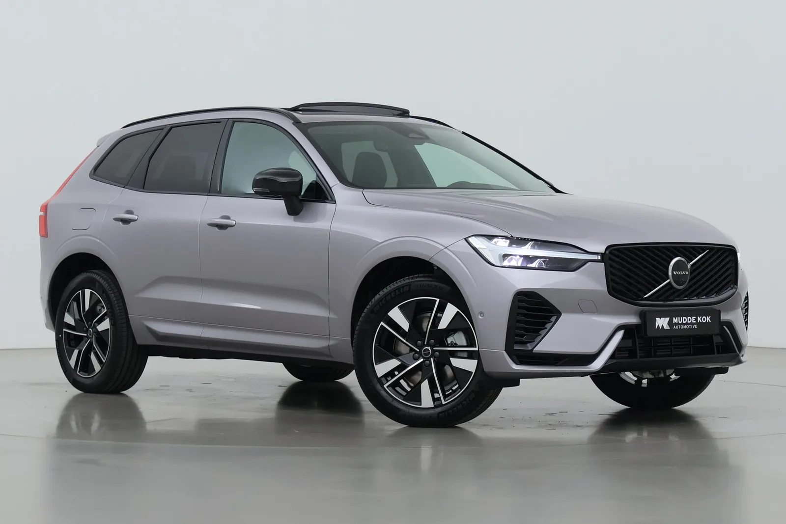 Volvo XC60 (2026) — foto 1