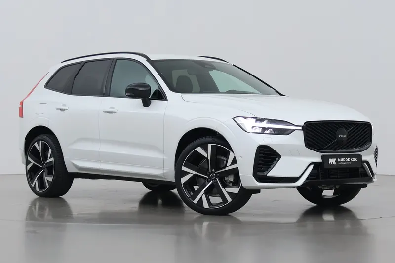 Volvo XC60 (2025)