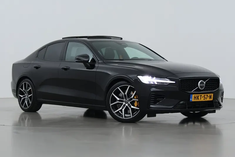 Volvo S60 (2025)