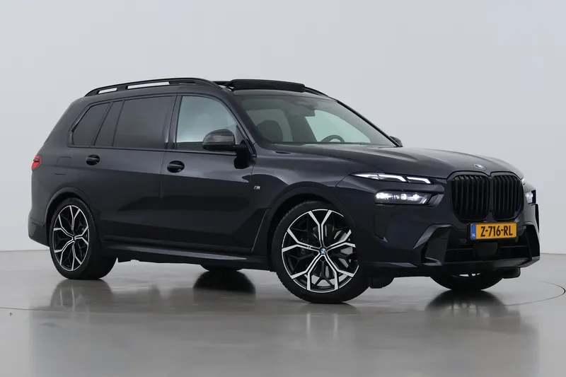 BMW X7 (2024)