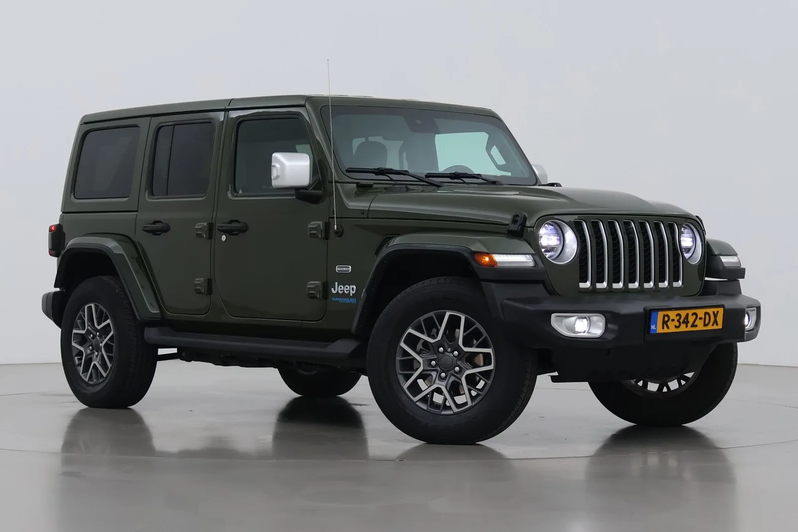 Jeep Wrangler (2022) — foto 1