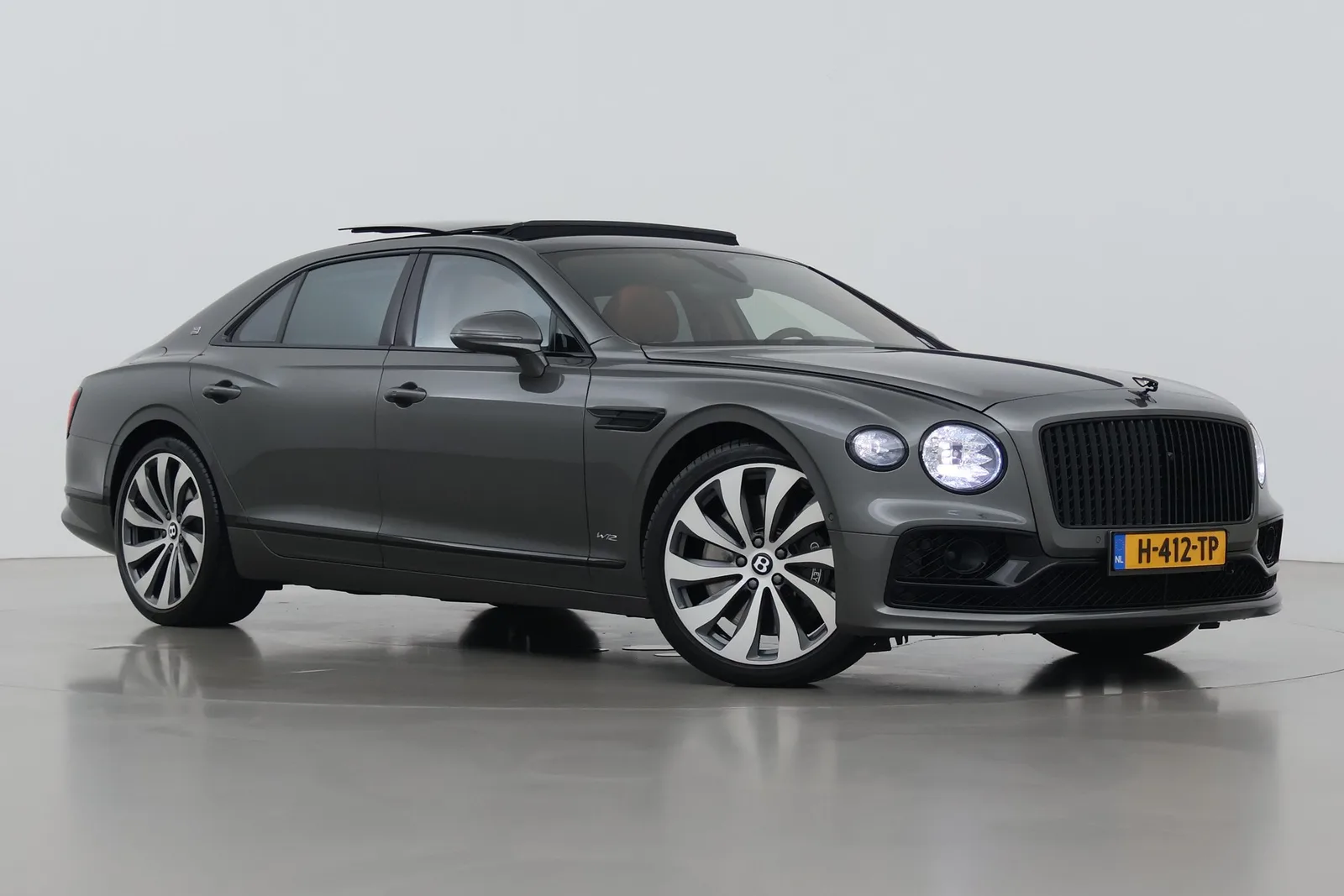 Bentley Flying Spur (2020) — foto 1