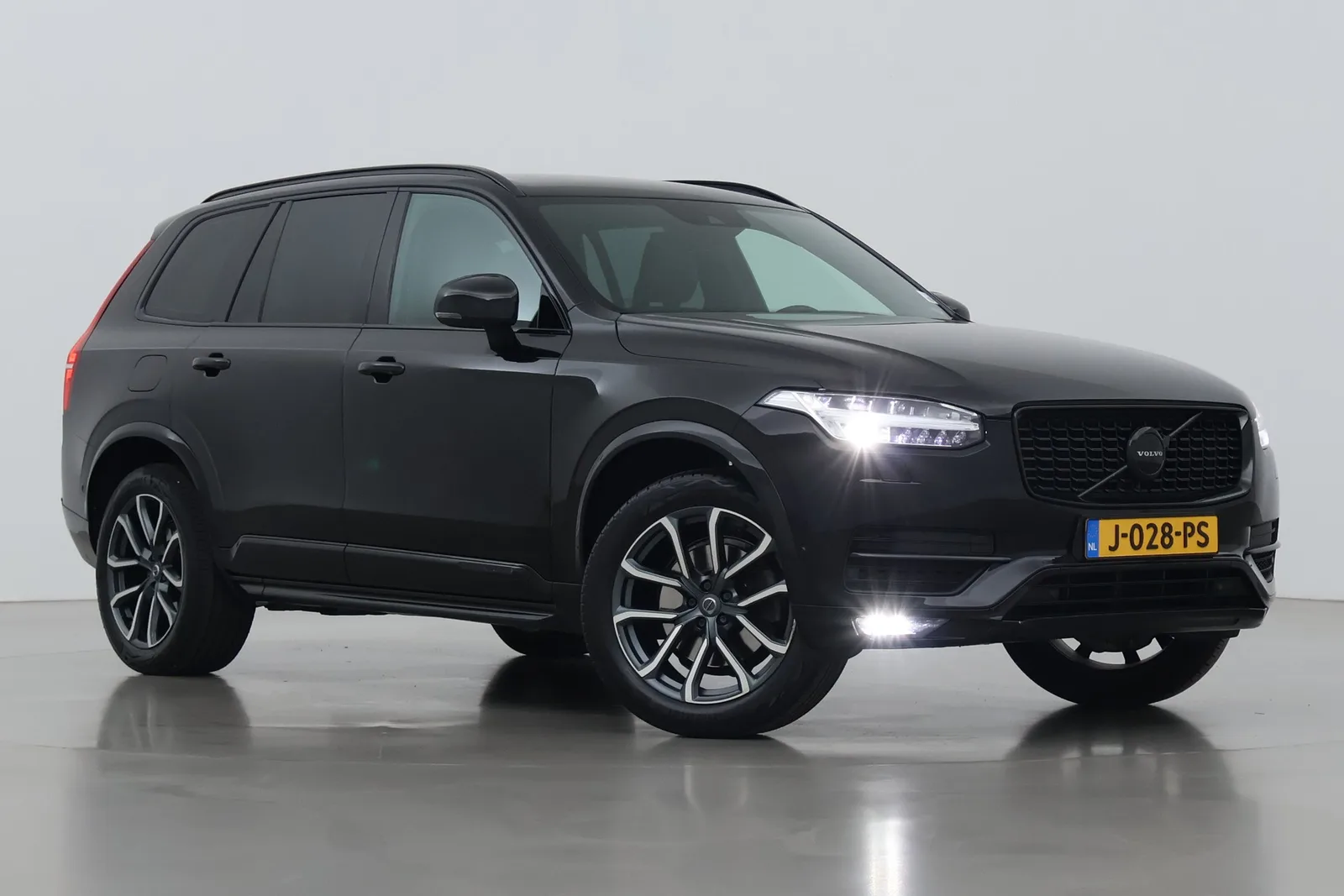 Volvo XC90 (2015) — foto 1