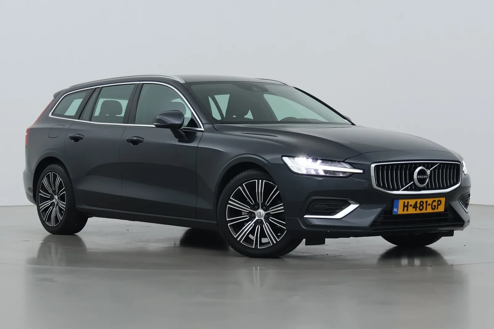 Volvo V60 (2020) — foto 1