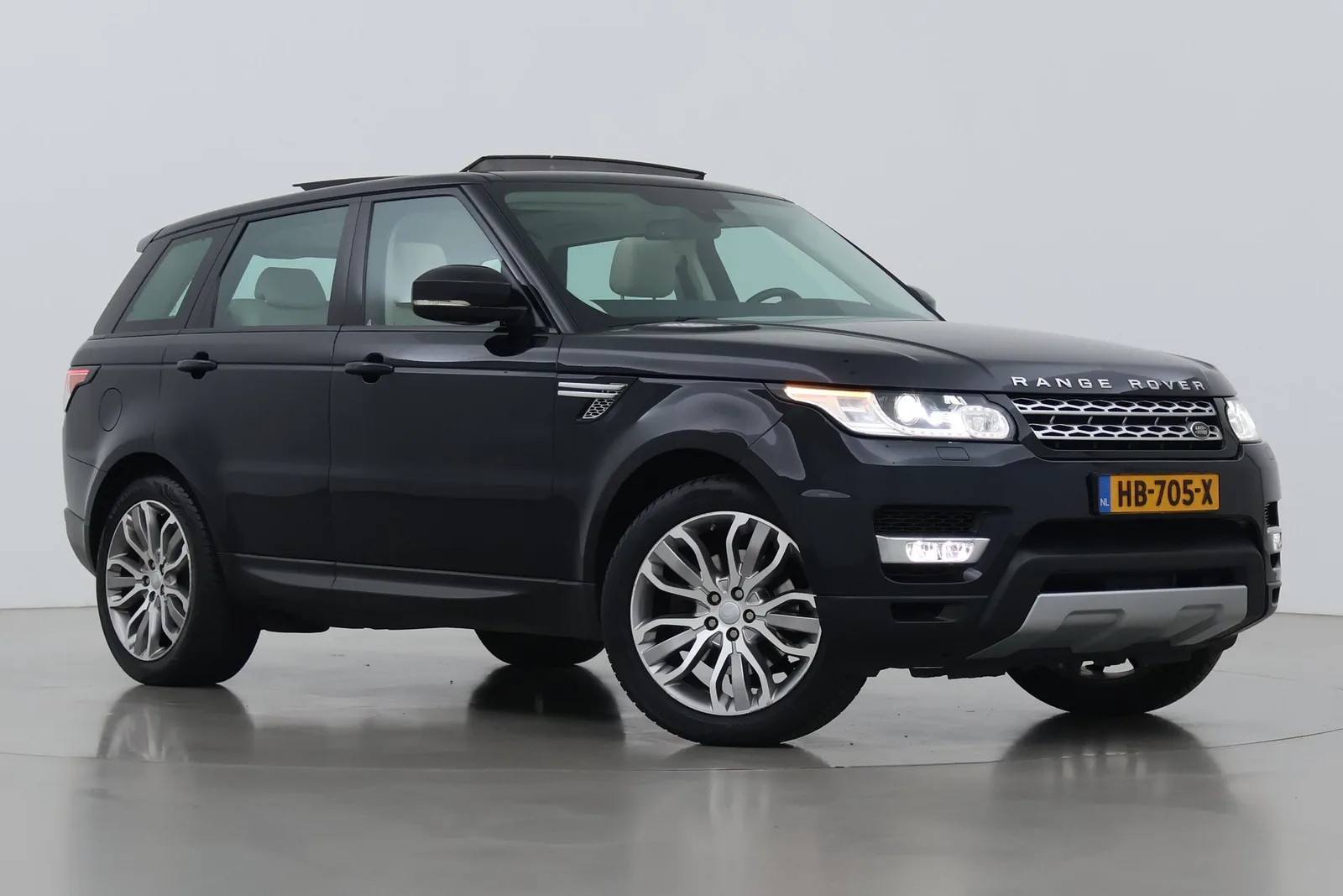 Land Rover Range Rover Sport (2015) — foto 1