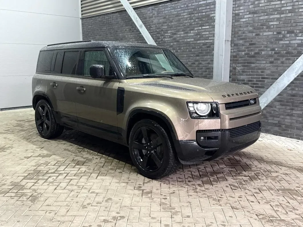 Land Rover Defender (2026) — foto 1