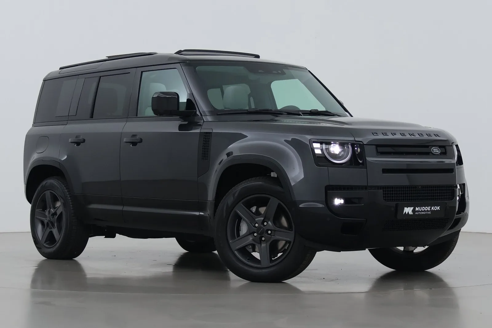Land Rover Defender (2026) — foto 1