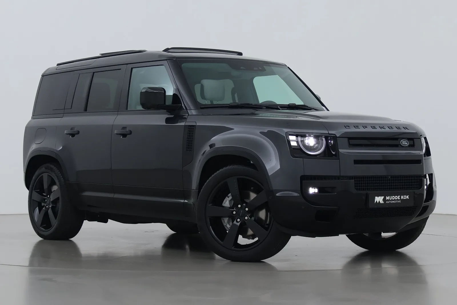 Land Rover Defender (2026) — foto 1