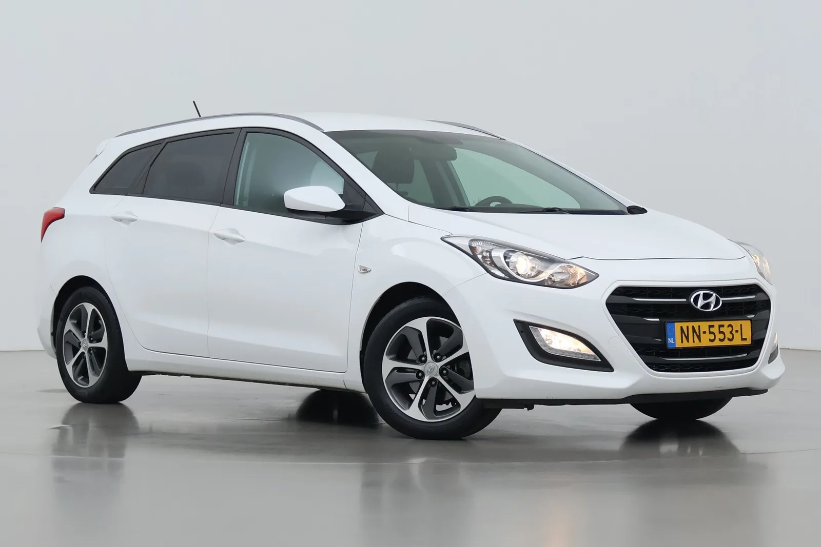 Hyundai i30 (2016) — foto 1
