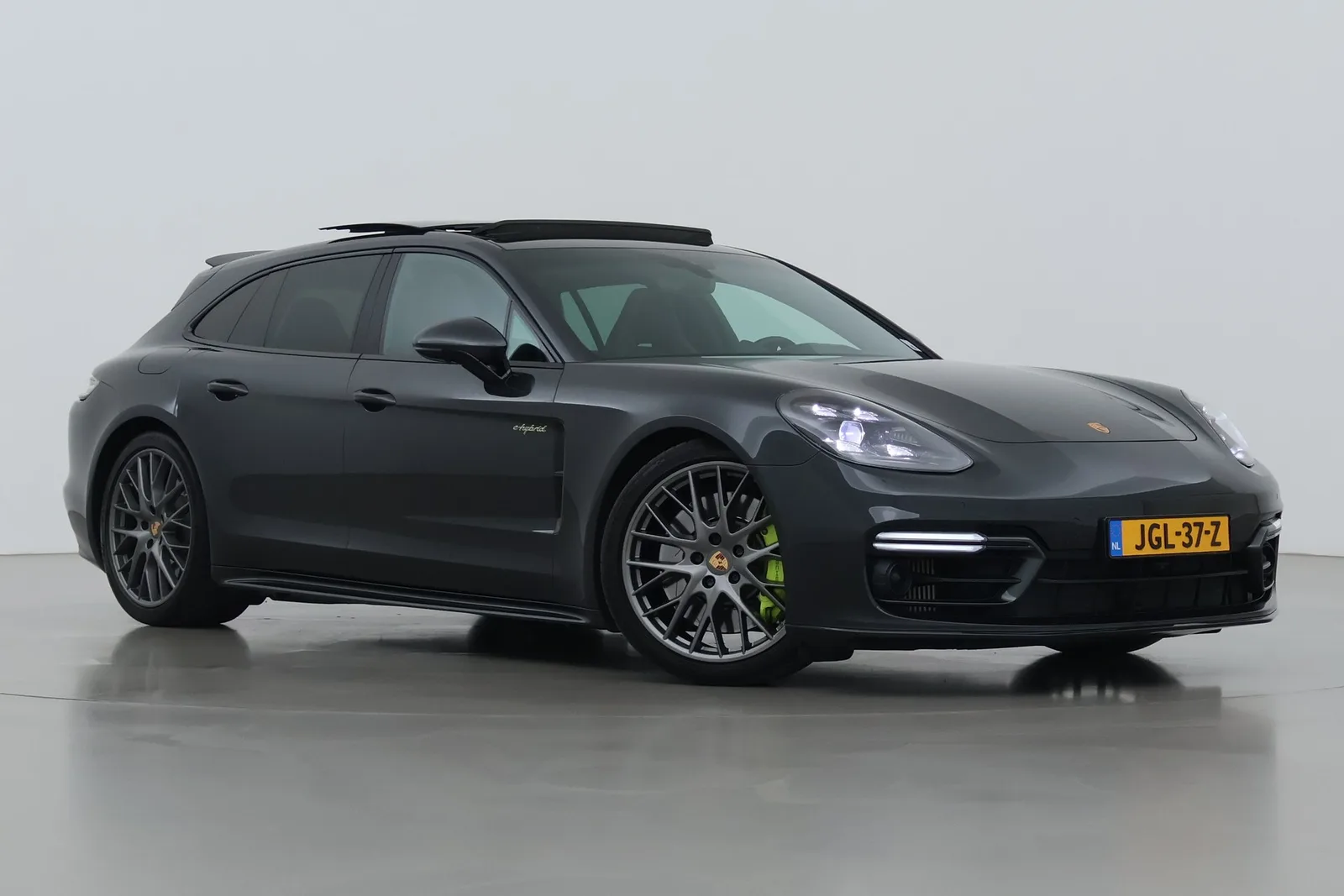 Porsche Panamera (2020) — foto 1