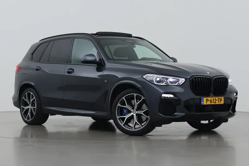 BMW X5 (2021)