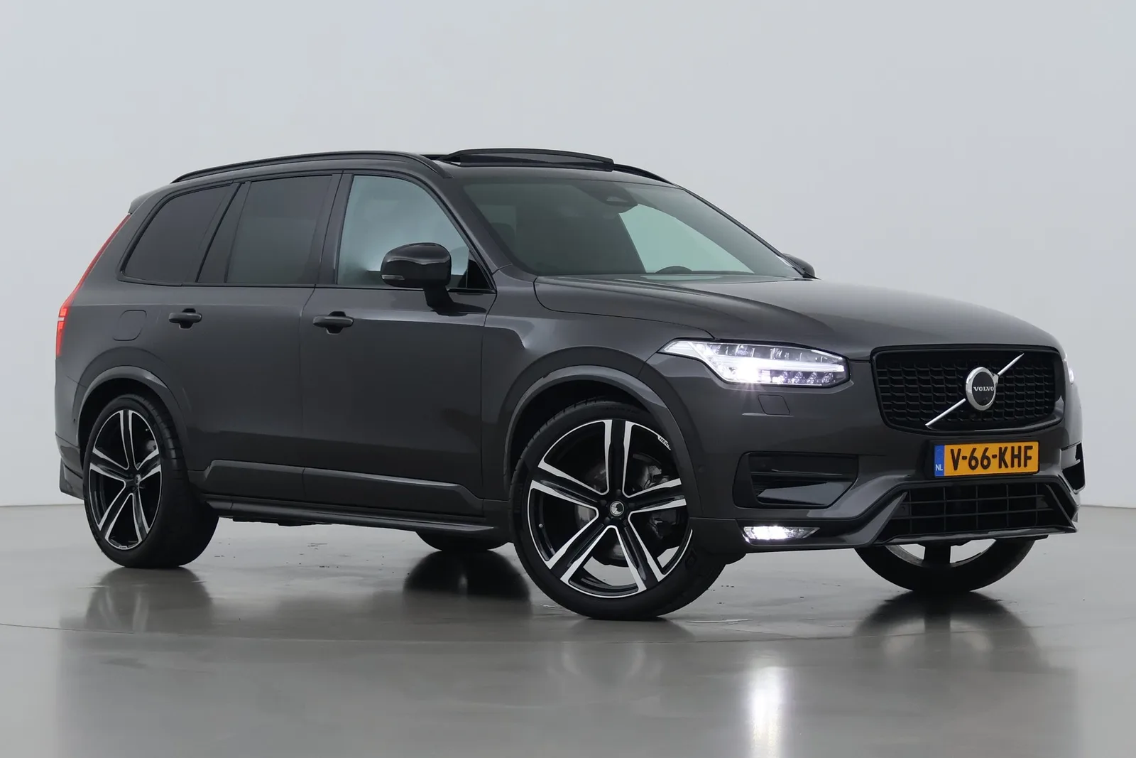 Volvo XC90 (2022) — foto 1