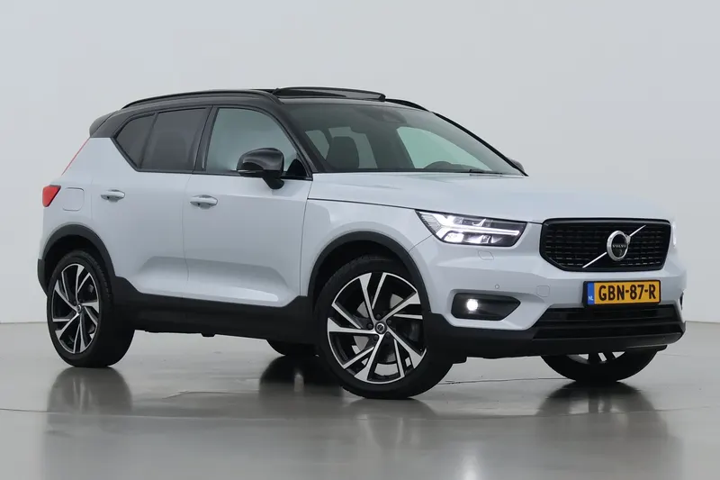 Volvo XC40 (2021)