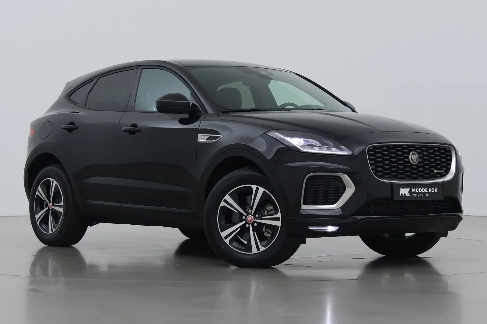 Jaguar E-Pace (2026) — foto 1