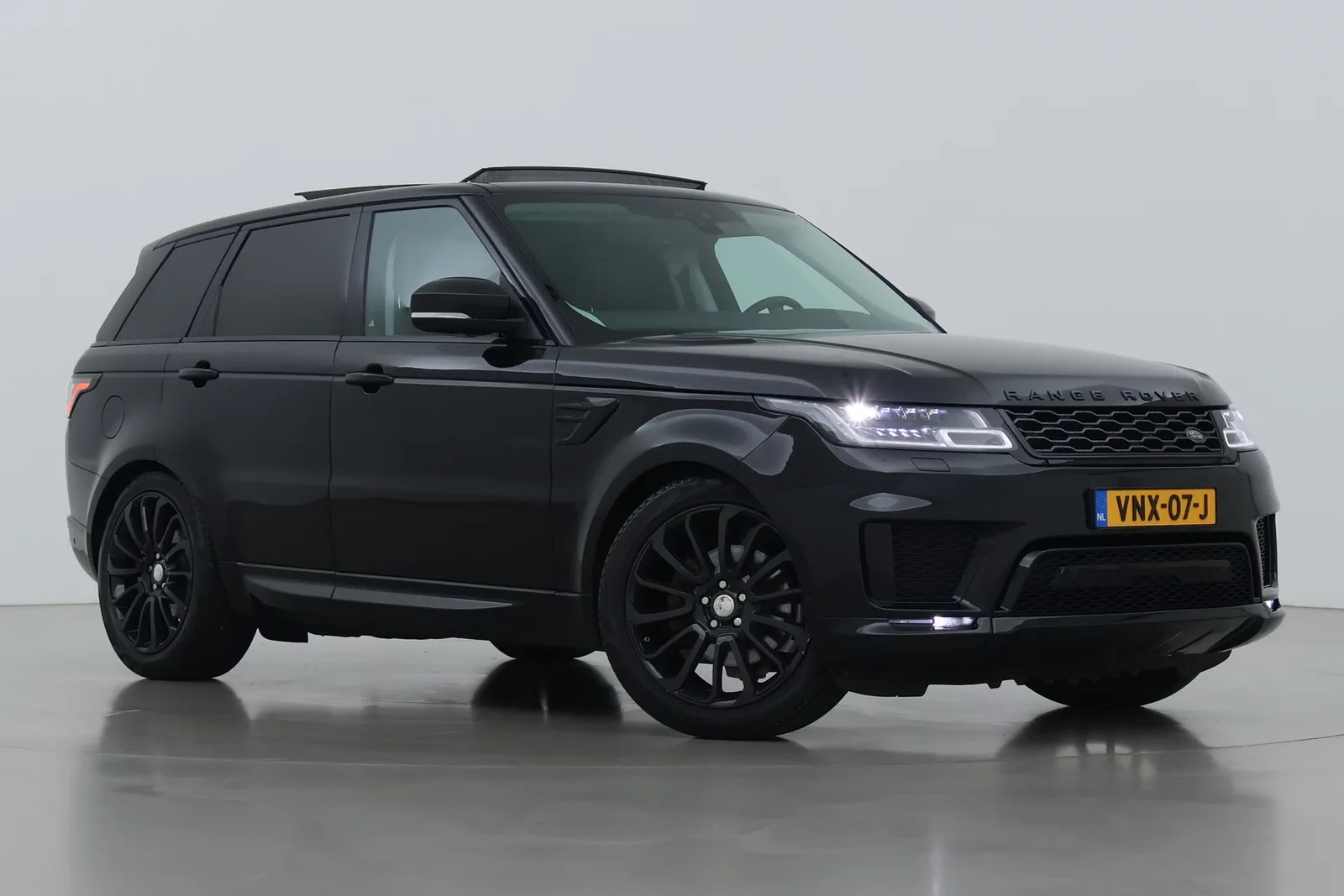 Land Rover Range Rover Sport (2018) — foto 1
