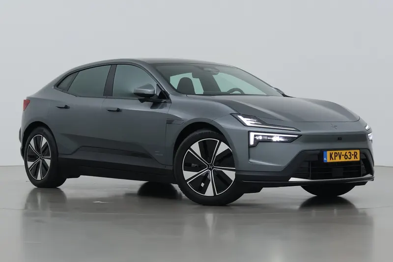 Polestar 4 (2025)