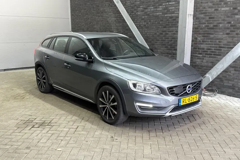 Volvo V60 (2015)