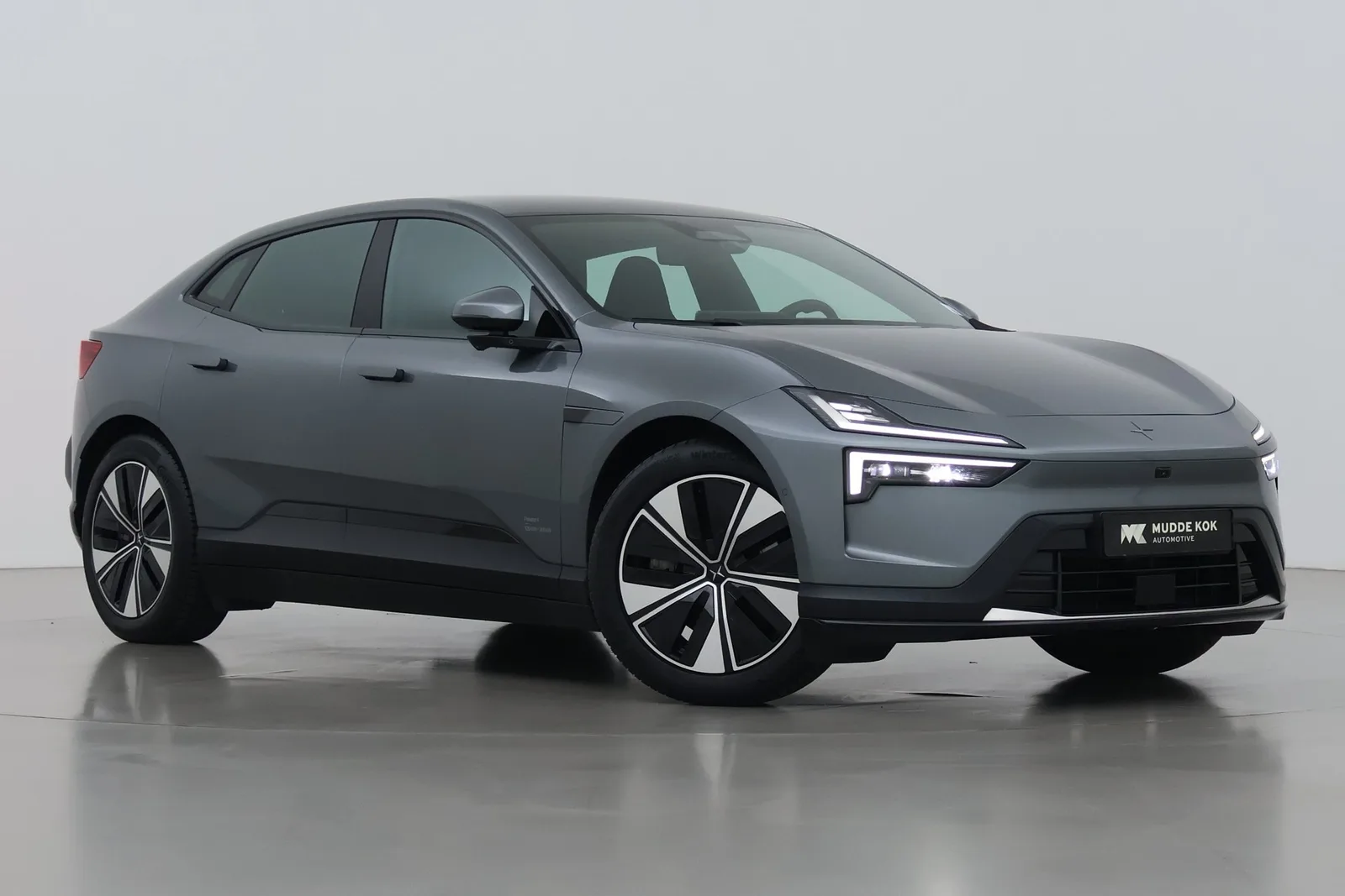 Polestar 4 (2024) — foto 1