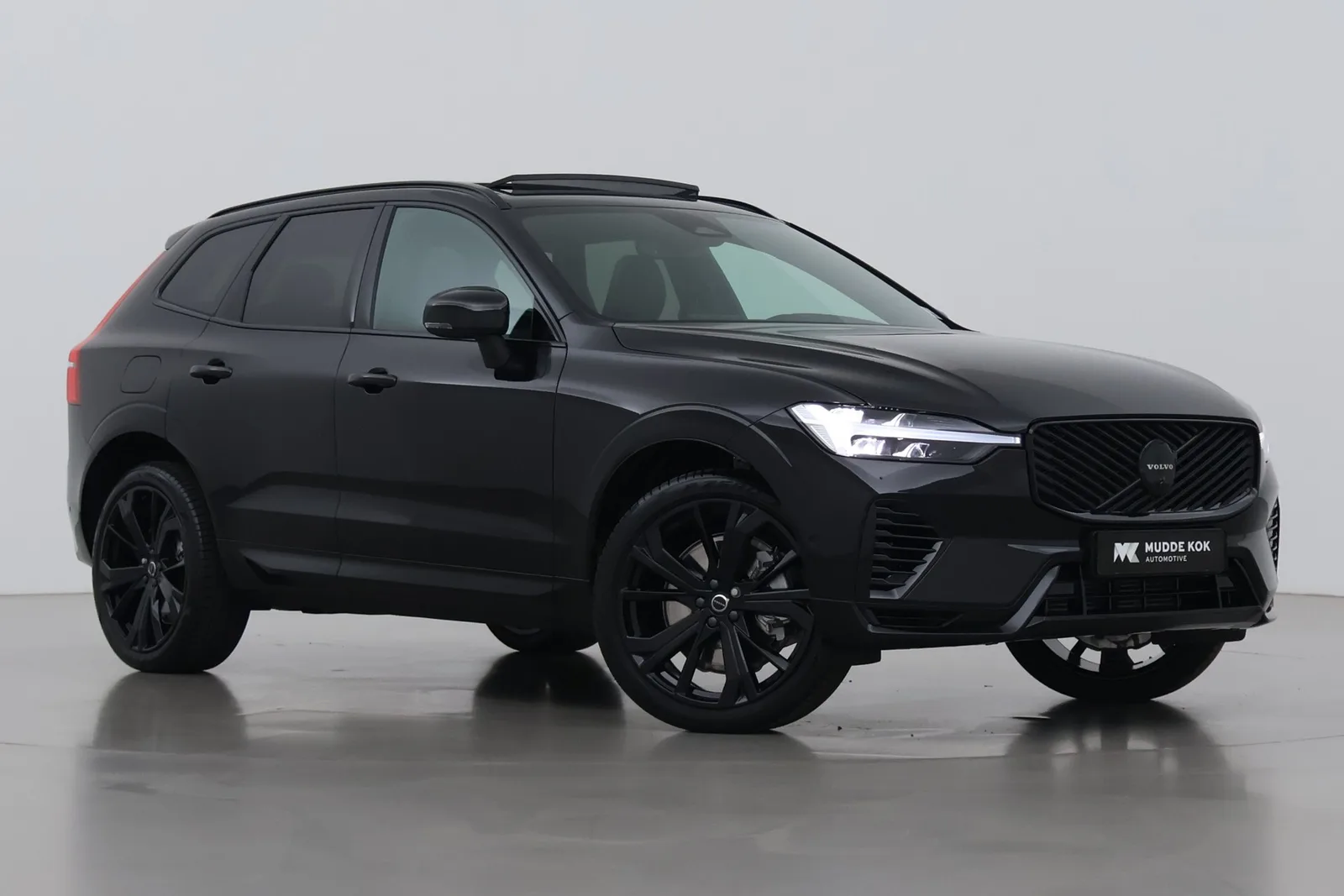 Volvo XC60 (2026) — foto 1