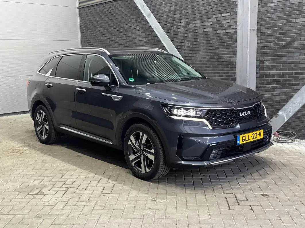 Kia Sorento (2022) — foto 1