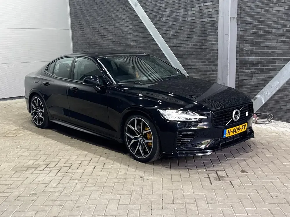 Volvo S60 (2020) — foto 1