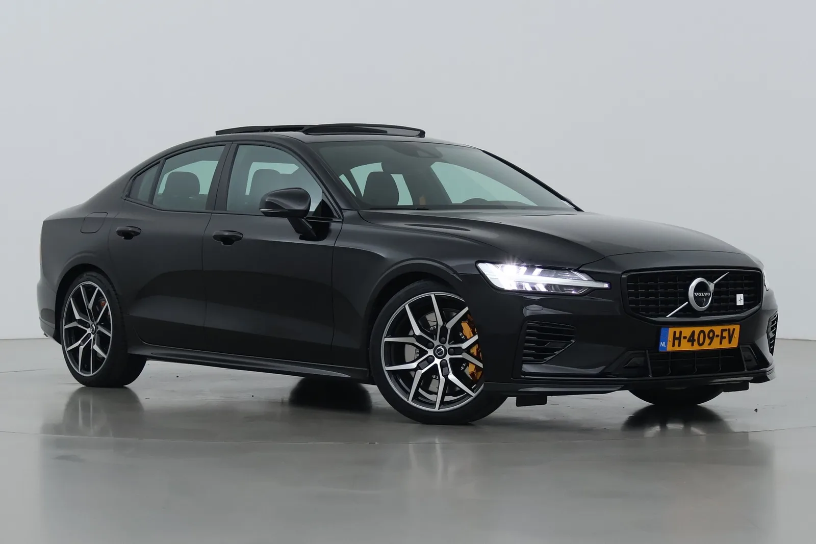 Volvo S60 (2020) — foto 1