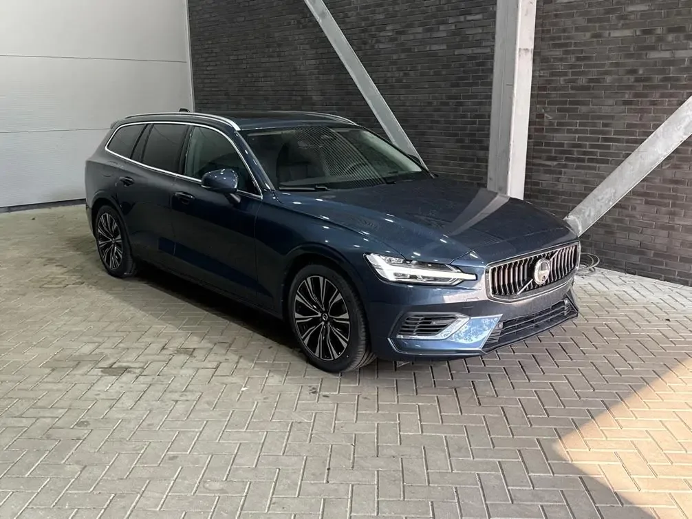 Volvo V60 (2025) — foto 1