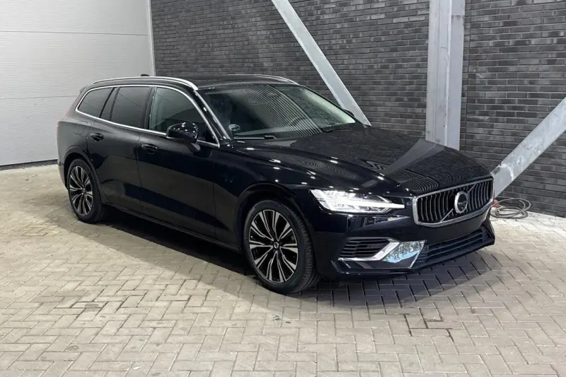 Volvo V60 (2025)