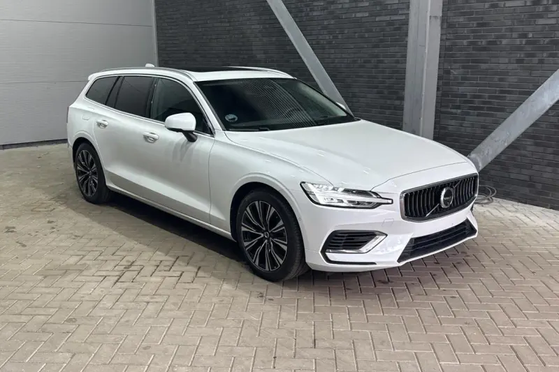 Volvo V60 (2025)