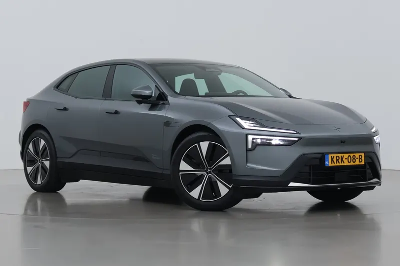 Polestar 4 (2025)