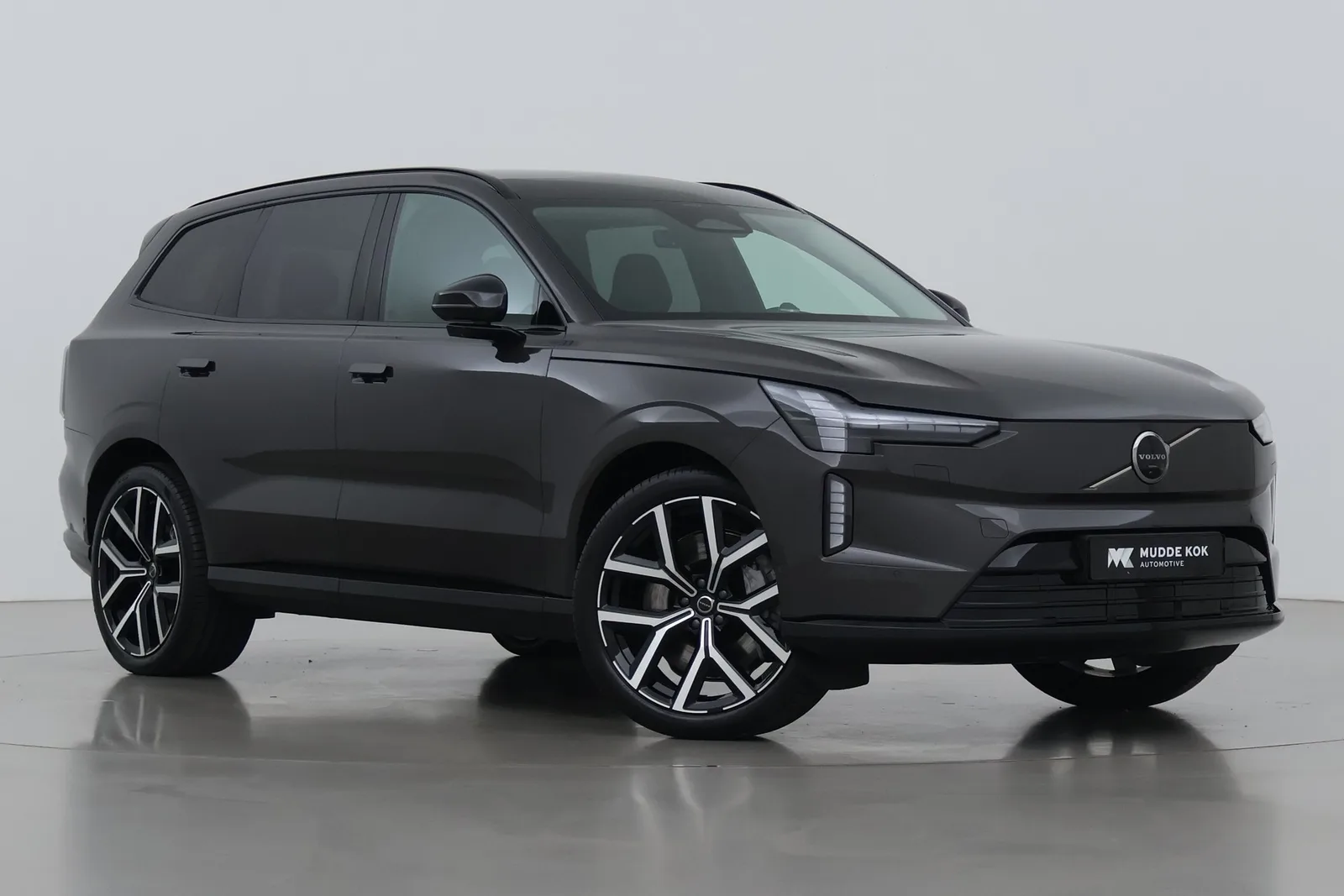 Volvo EX90 (2026) — foto 1