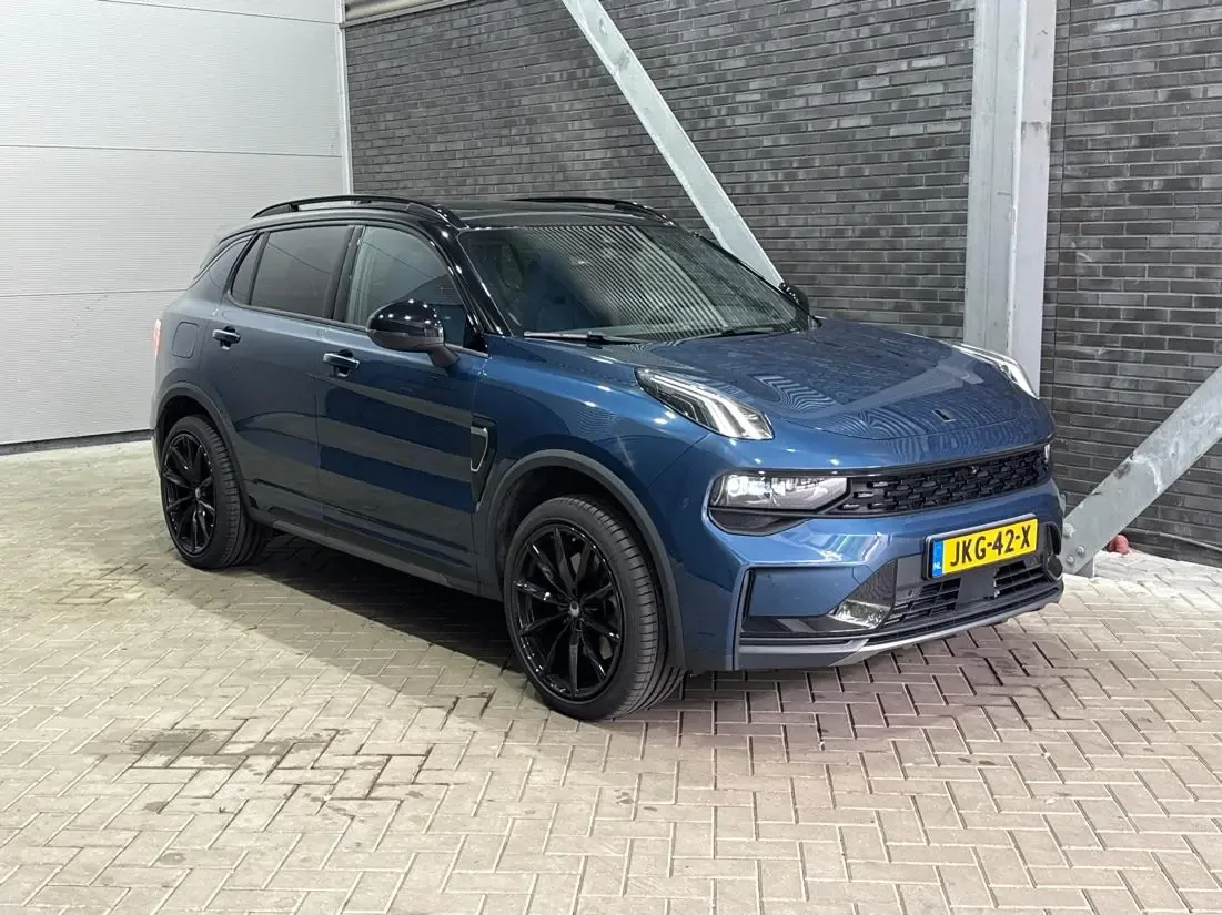 Lynk & Co 01 (2025) — foto 1