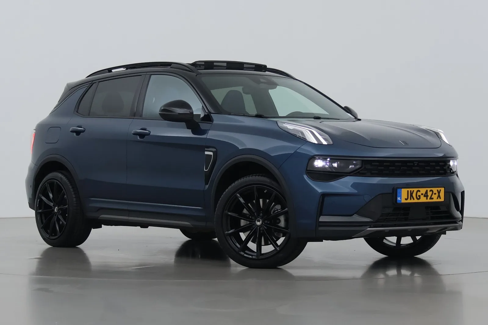 Lynk & Co 01 (2025) — foto 1