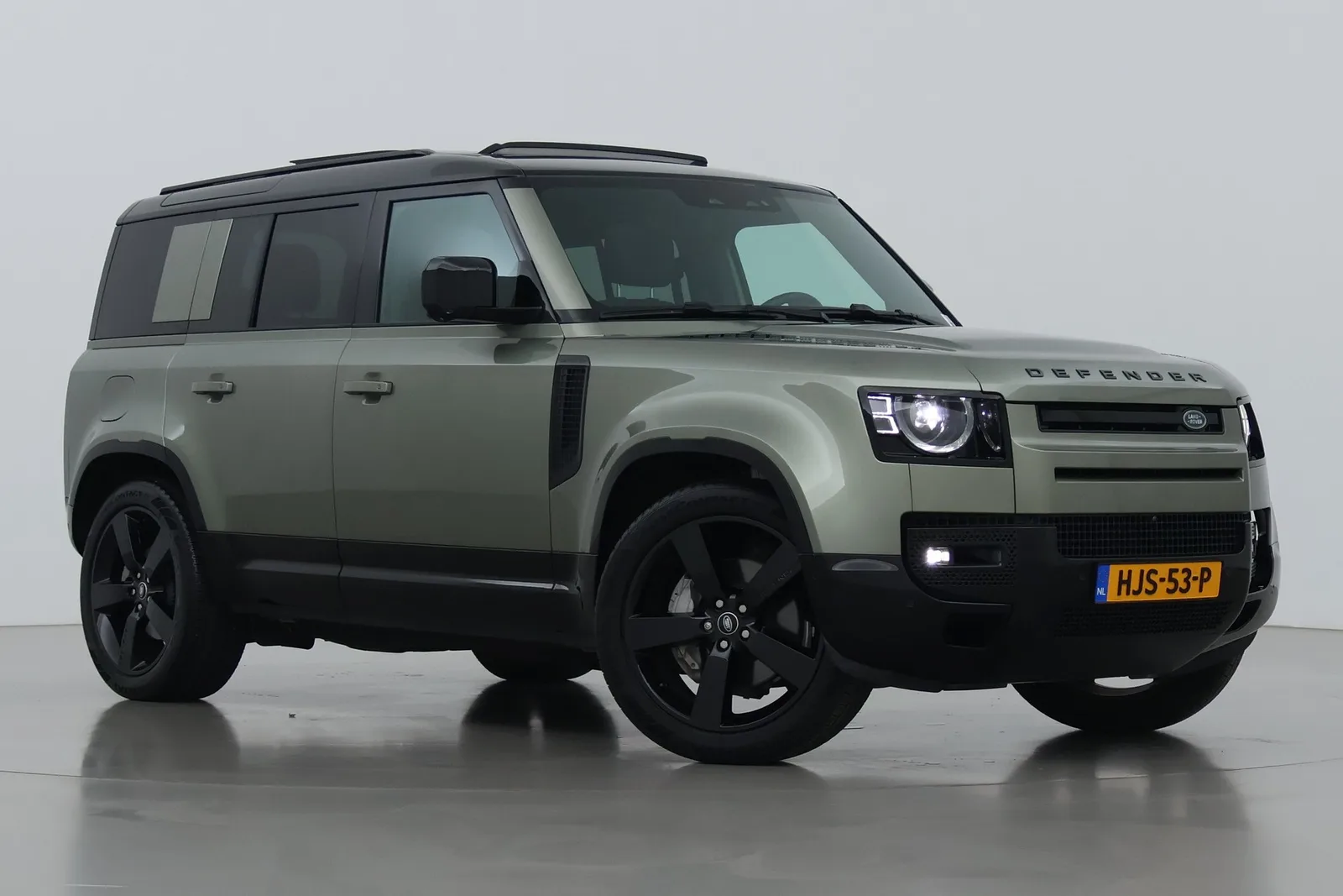 Land Rover Defender (2025) — foto 1