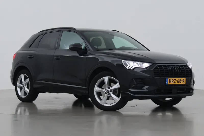 Audi Q3 (2023)