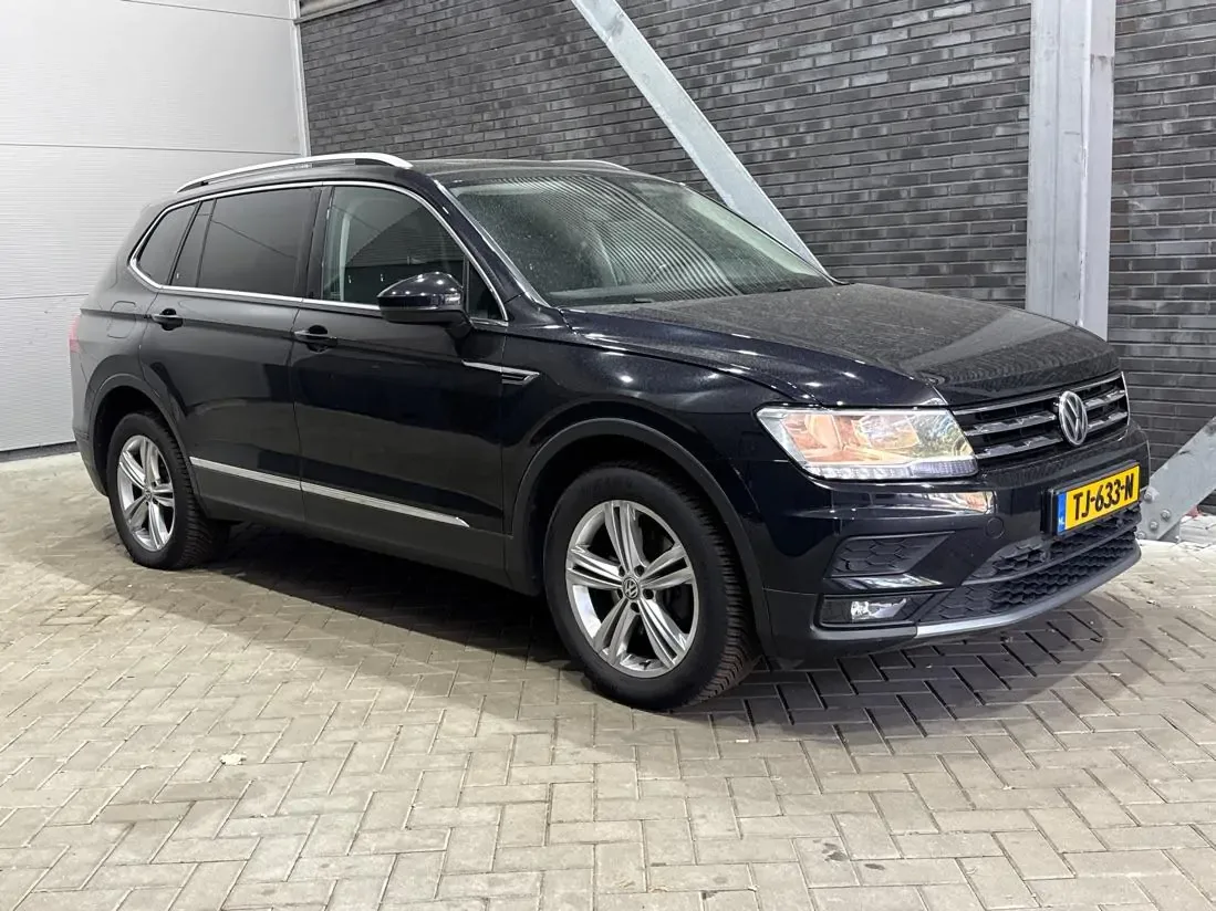 Volkswagen Tiguan (2018) — foto 1