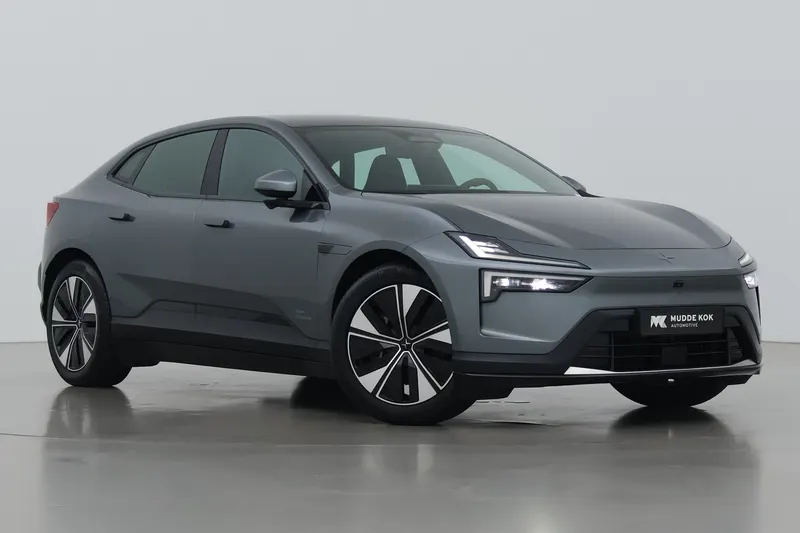 Polestar 4 (2025)