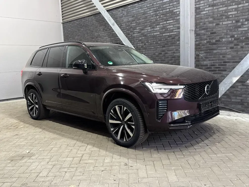 Volvo XC90 (2026) — foto 1