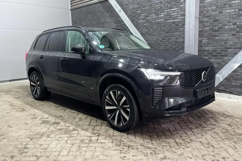 Volvo XC90 (2026)