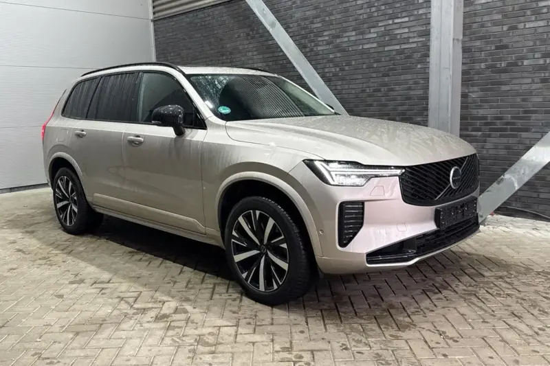 Volvo XC90 (2026)