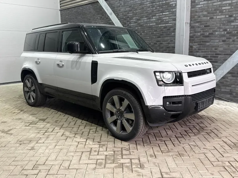 Land Rover Defender (2026) — foto 1