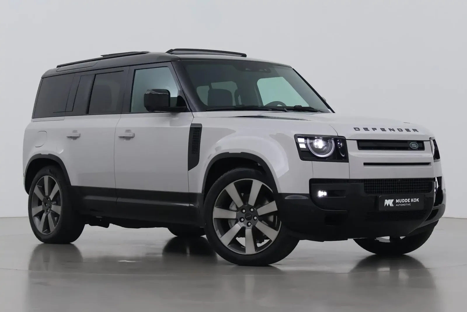 Land Rover Defender (2026) — foto 1