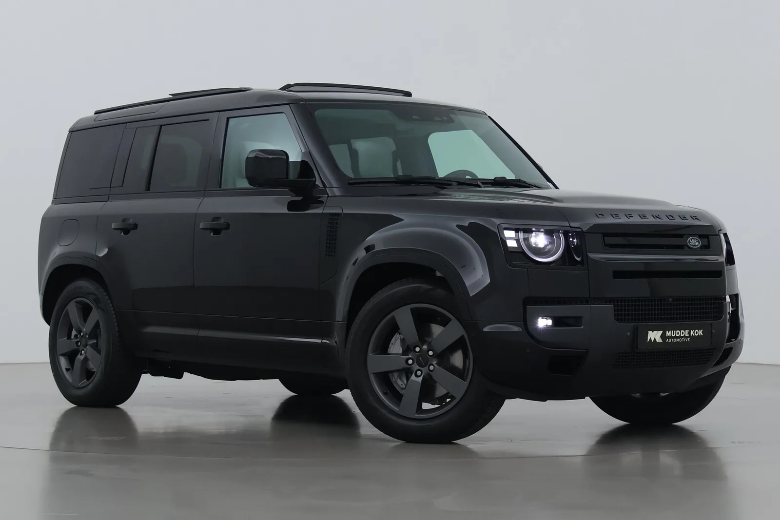 Land Rover Defender (2026) — foto 1