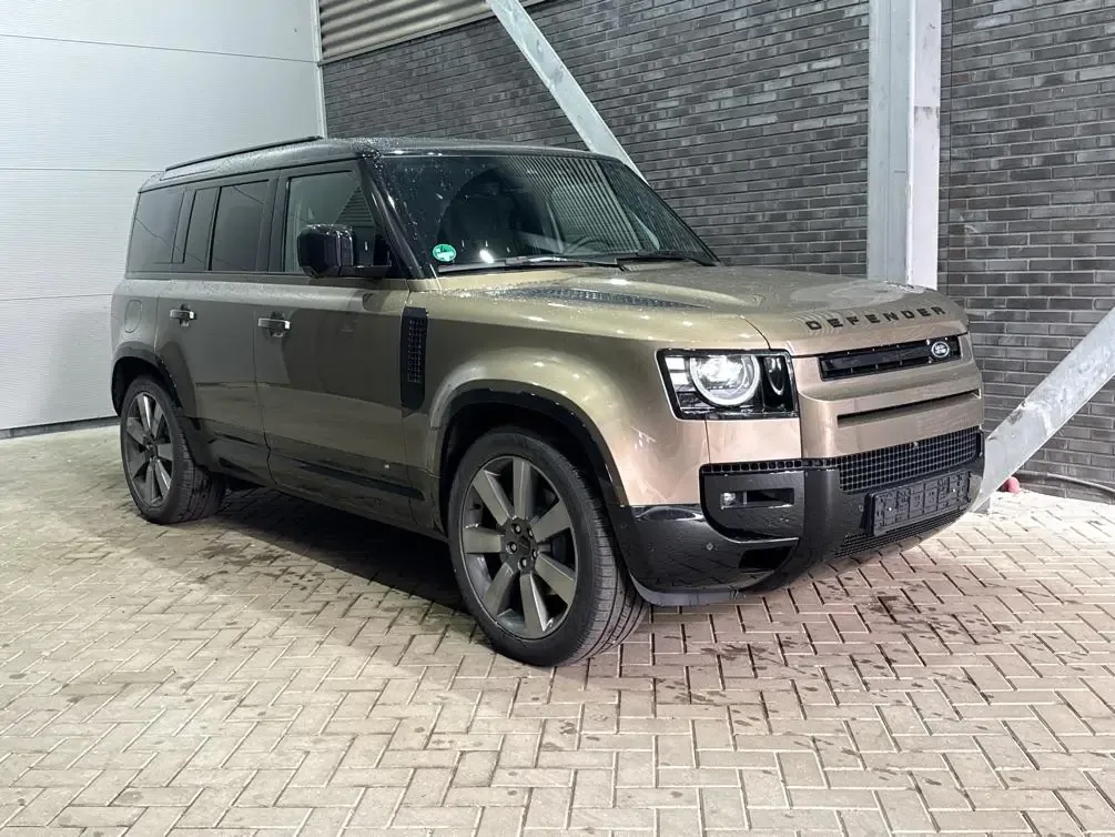 Land Rover Defender (2026) — foto 1