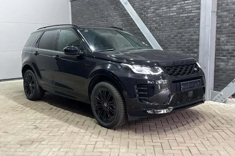 Land Rover Discovery Sport (2025)