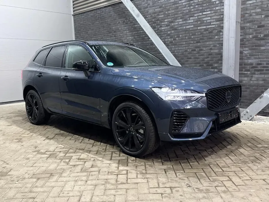 Volvo XC60 (2026) — foto 1